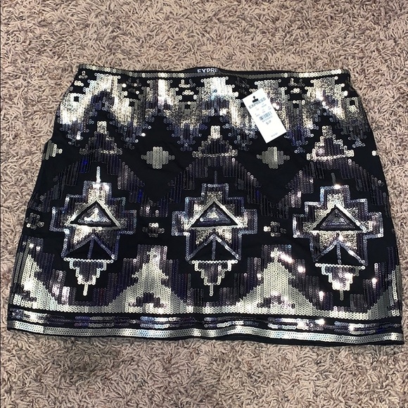 Geometric Sequin Mini Skirt - Picture 1 of 2